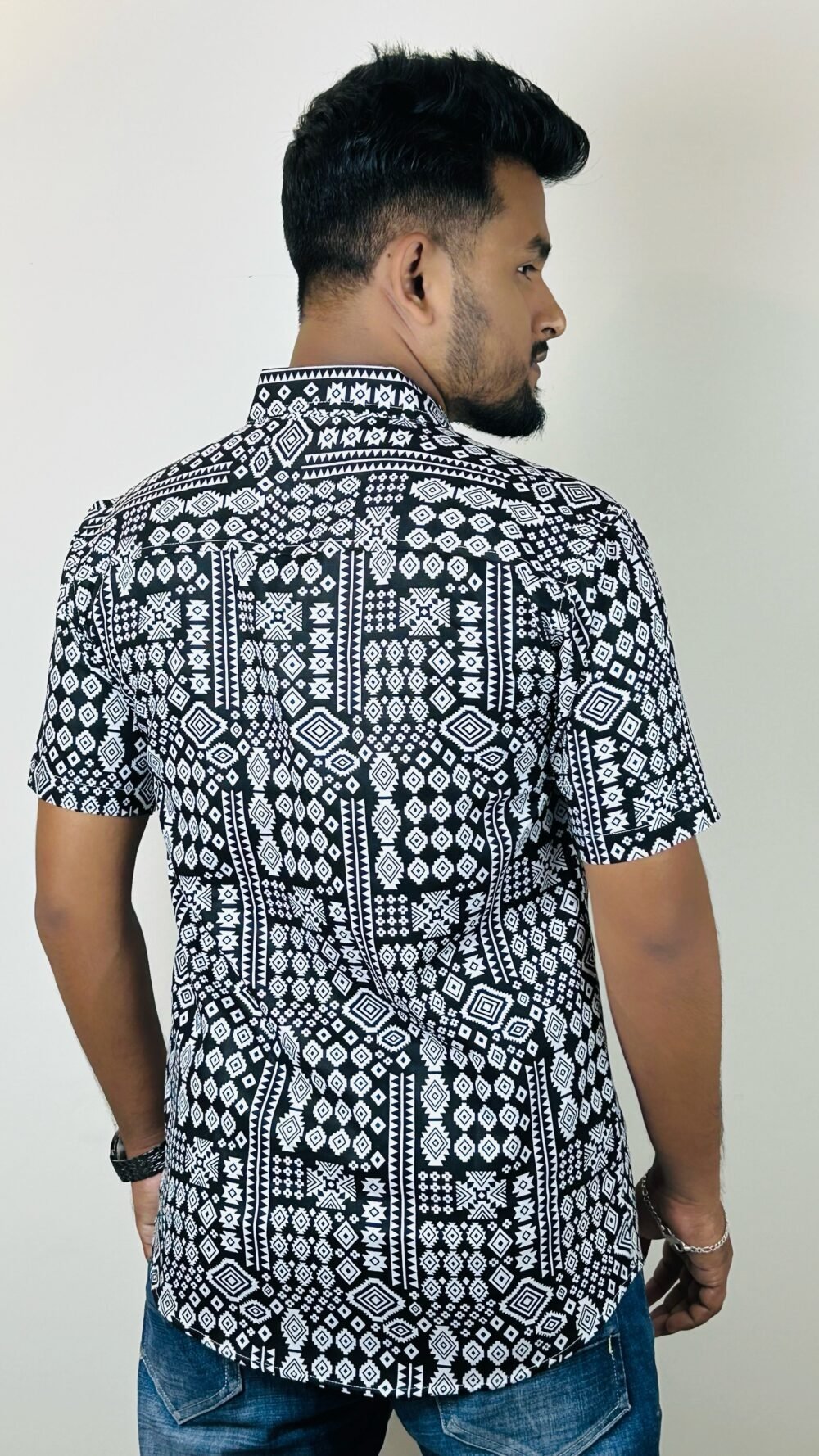 men’s abstract black & white printed shirt – relaxed fit | soft ac cotton