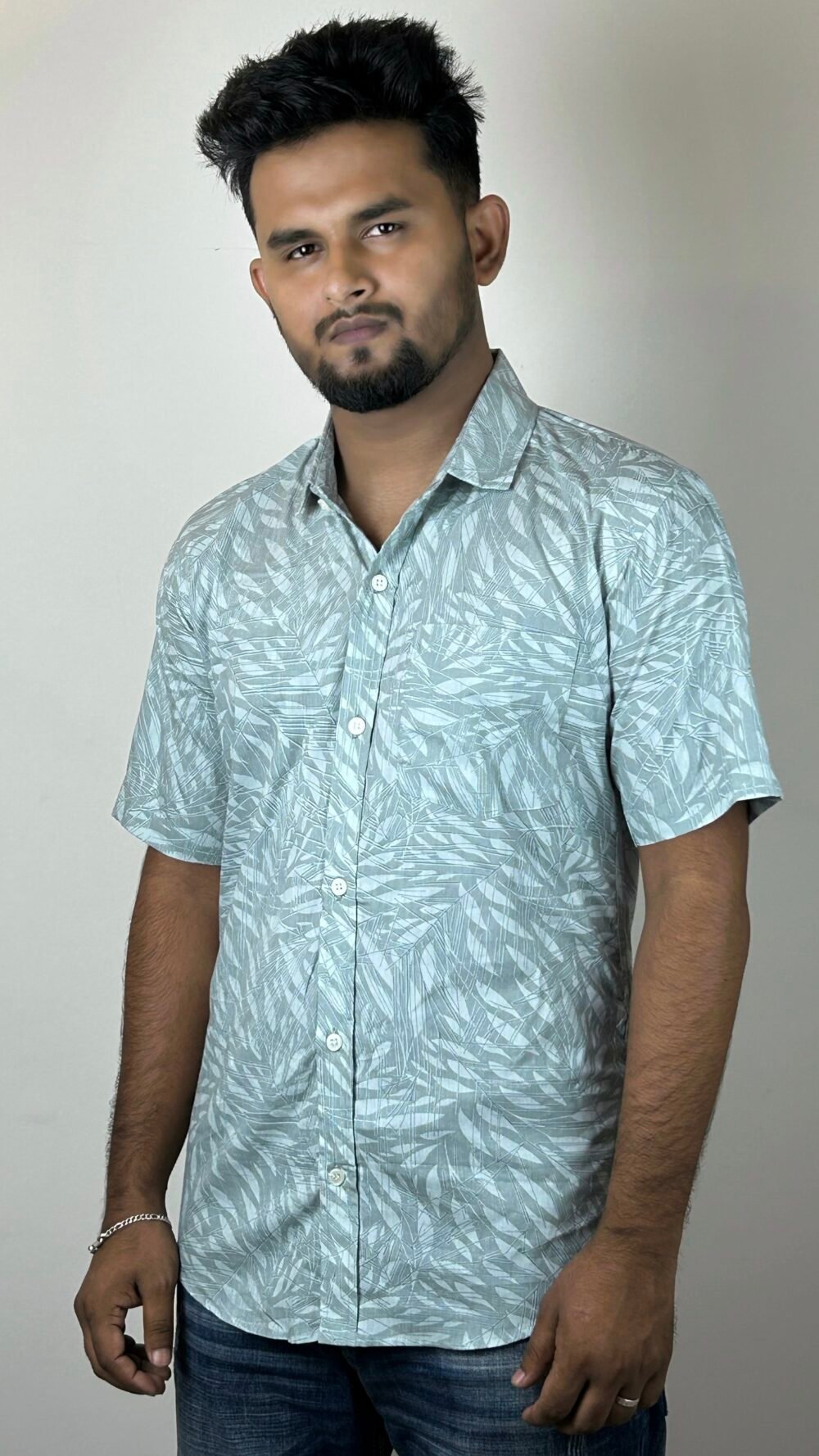 Davida Men's Premium Cotton Printed Half-Sleeve Shirt