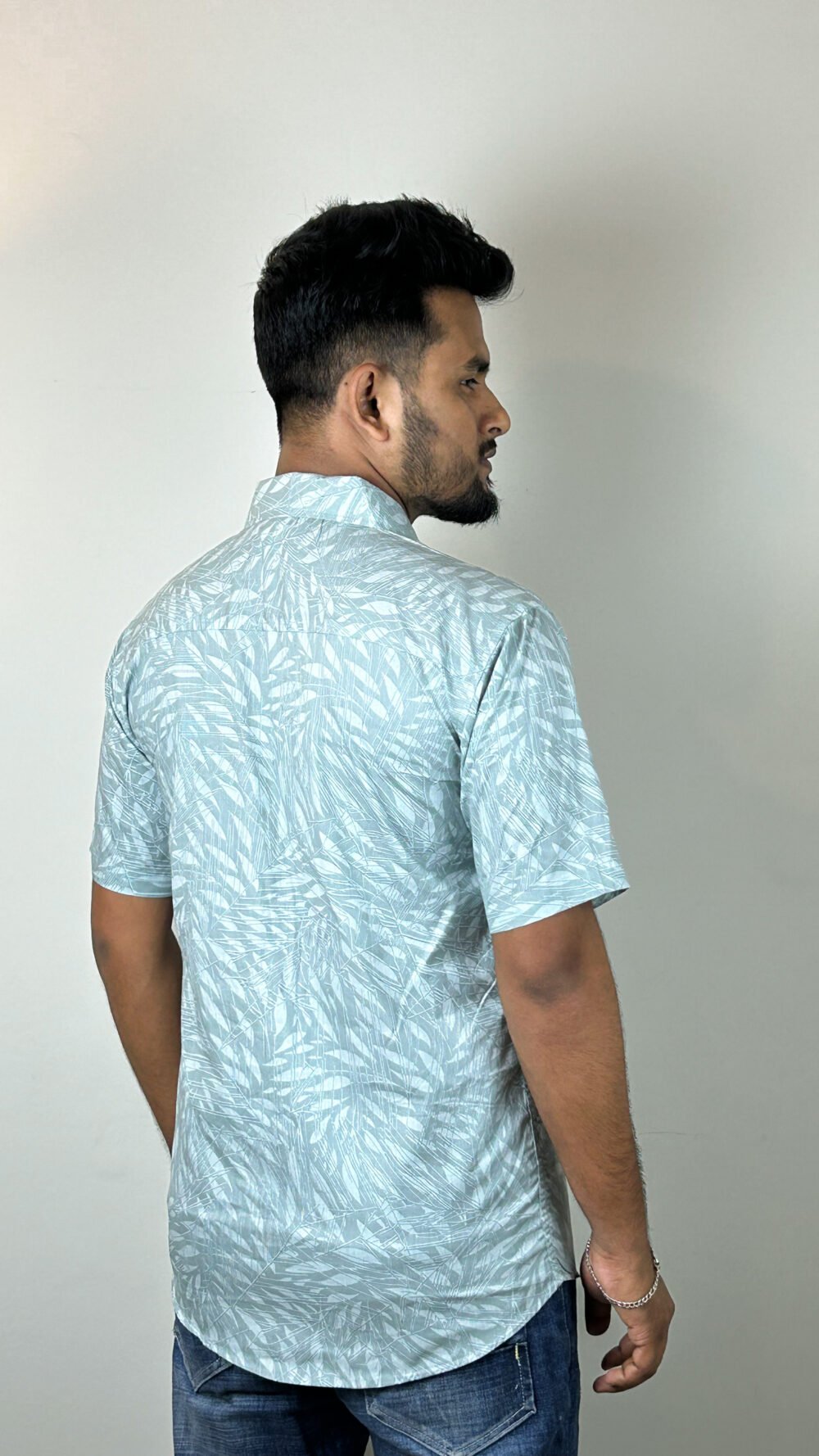 Davida Men's Premium Cotton Printed Half-Sleeve Shirt