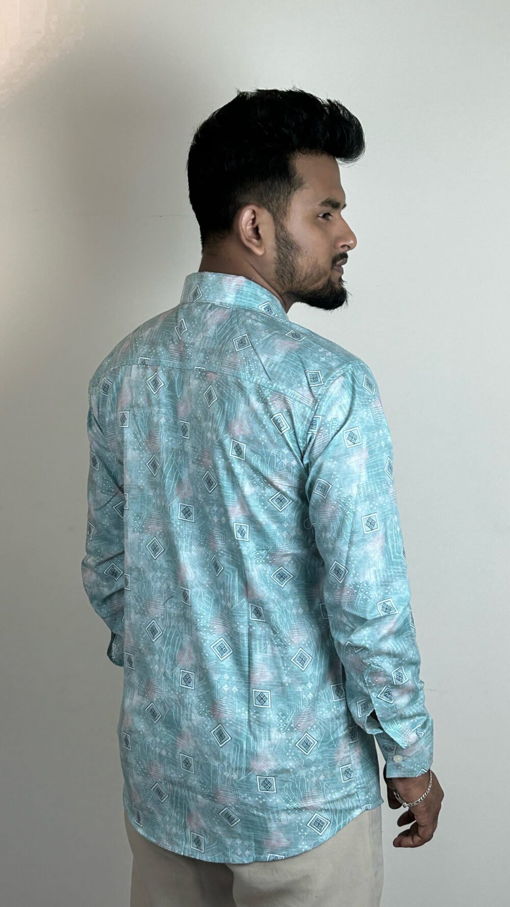 men's light blue geometric print shirt