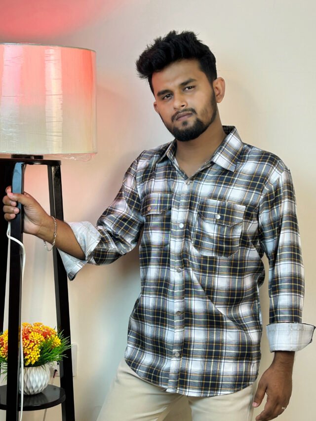 Men’s Classic Iconic Goldish Black check shirt
